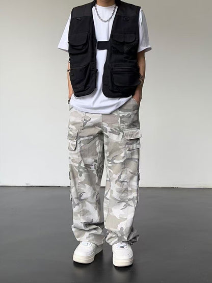 Multi-Pocket Camo Cargo Pants