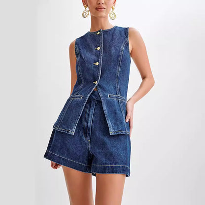 Fashionable and casual sleeveless high-waisted women's denim shorts