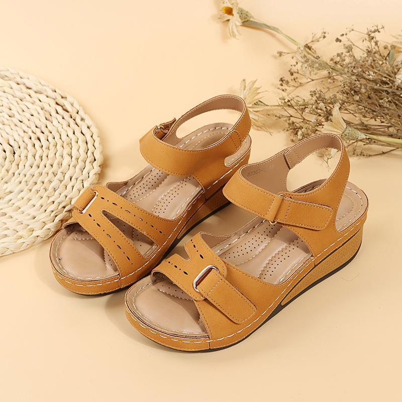 Retro Wedge Sandals - Women's Sandals - photo 3