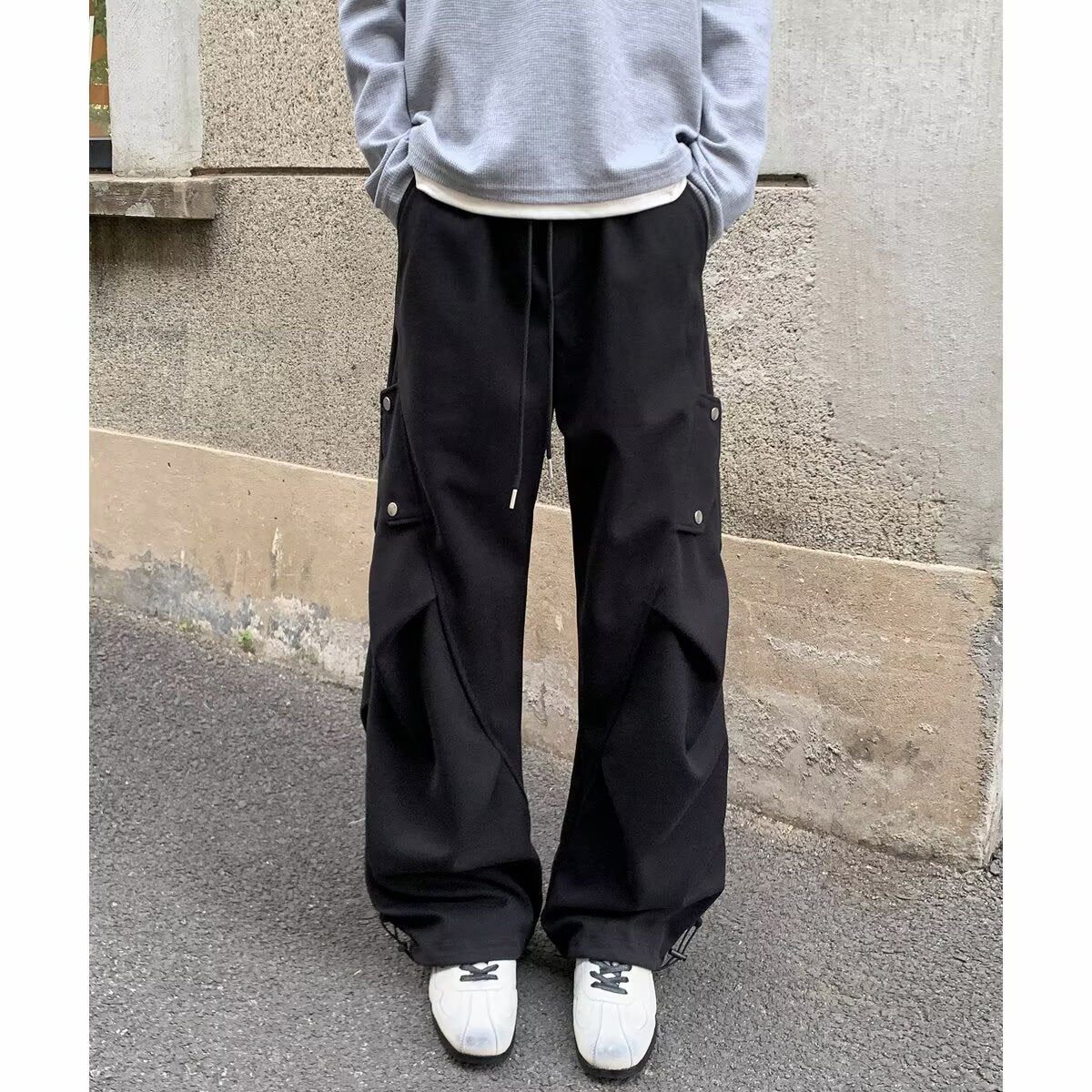 Pleated Wide-Leg Pants